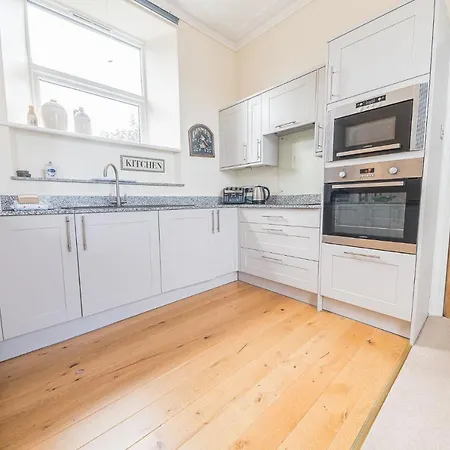 The Gallery Dom wakacyjny *